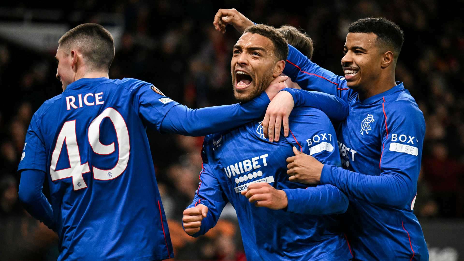 位才华横溢 位才华横溢